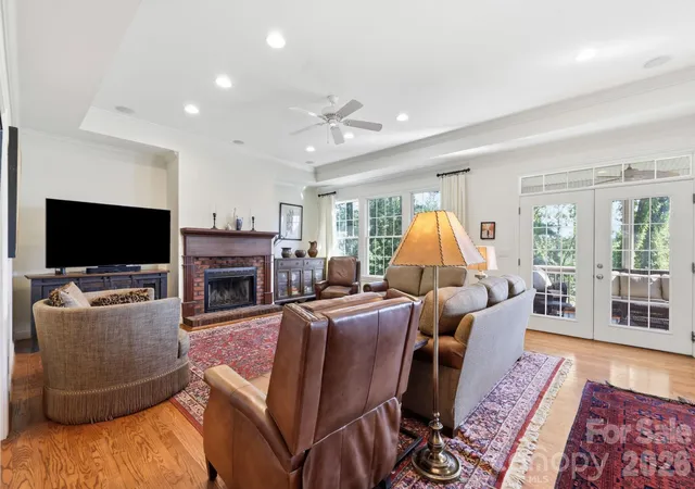 5th image of 19 Thornapple Dr, Hendersonville, NC 28739 | MLS# 4398445