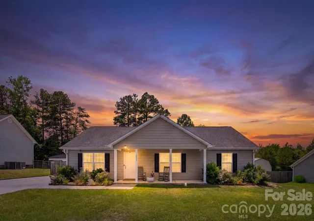 Homes for sale in Lancaster, SC | 5071 Sedgefield Dr, Lancaster, SC 29720 | MLS# 4398451