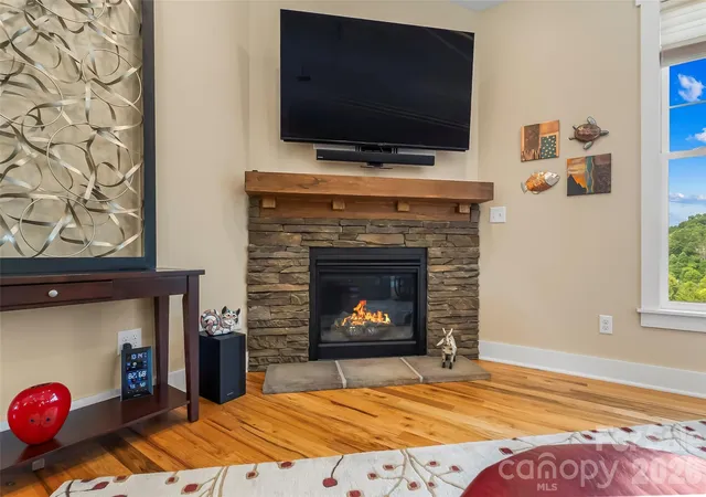 5th image of 15 Craftsman View Dr, Asheville, NC 28804 | MLS# 4398453