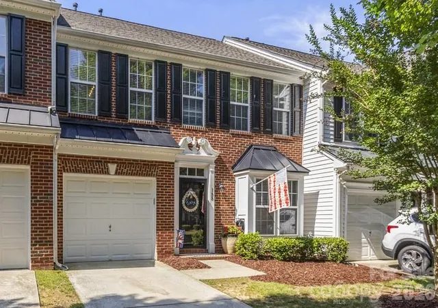 2nd image of 155 Cypress Landing Dr, Mooresville, NC 28117 | MLS# 4398455