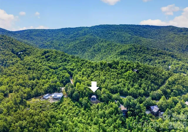 Photo 29 of Single family home for sale at 40 E Valley View Dr, Marion, NC 28752 | MLS# 4398472 | Listing updated on 2026-08-04