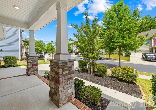 Photo 3 of Single family home for sale at 3022 Oakmere Rd, Waxhaw, NC 28173 | MLS# 4398486 | Listing updated on 2026-10-03