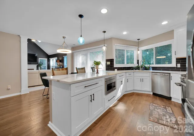Photo 2 of Single family home for sale at 3616 Linden Berry Ln, Charlotte, NC 28269 | MLS# 4398496 | Listing updated on 2026-10-04