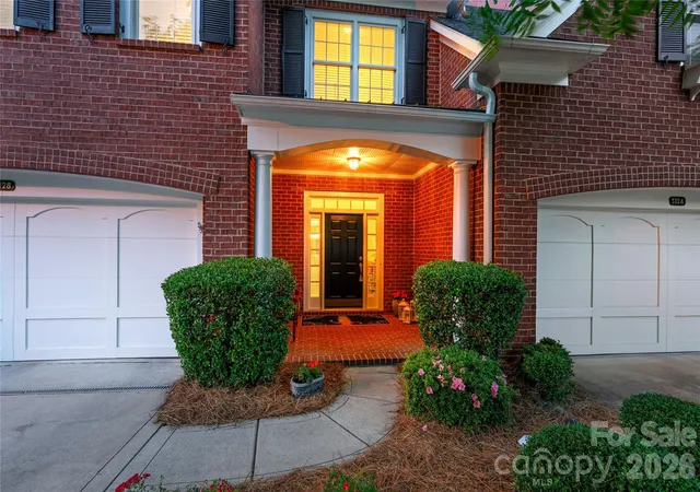 Photo 2 of Townhouse for sale at 3128 Ethereal Ln, Charlotte, NC 28226 | MLS# 4398508 | Listing updated on 2026-09-11