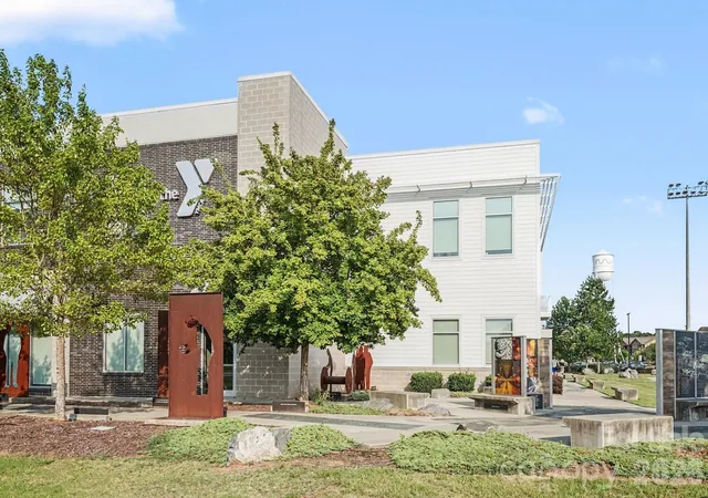 33rd image of 734 Waterscape Ct, Rock Hill, SC 29730 | MLS# 4398509