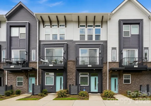 Photo 2 of Townhouse for sale at 235 S Bruns Ave, Charlotte, NC 28208 | MLS# 4398515 | Listing updated on 2026-08-29