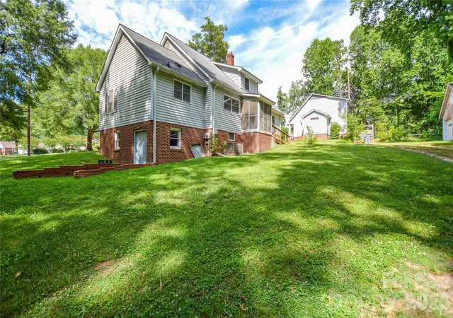 Photo 4 of Sale Pending at 1800 Brantley Rd, Kannapolis, NC 28083 | MLS# 4398516 | Listing updated on 2026-07-18