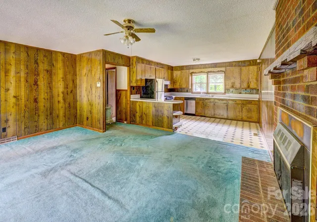 Homes for sale in Cherryville, NC | 3691 Tryon Courthouse Rd, Cherryville, NC 28021 | MLS# 4398519
