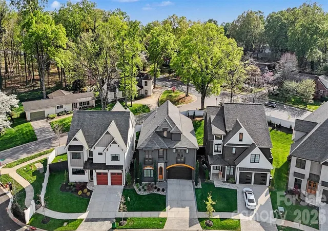 Photo 48 of Single family home for sale at 915 Laurel Crk Ln, Charlotte, NC 28211 | MLS# 4398548 | Listing updated on 2026-07-18