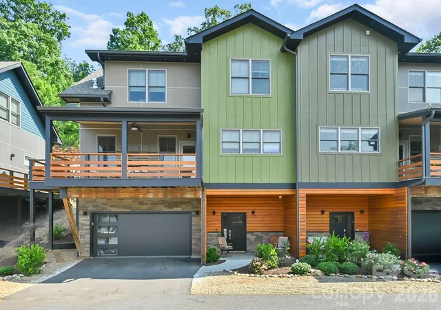 Photo 1 of Townhouse for sale at 406 Kessler Pl, Asheville, NC 28804 | MLS# 4398574 | Listing updated on 2026-07-20