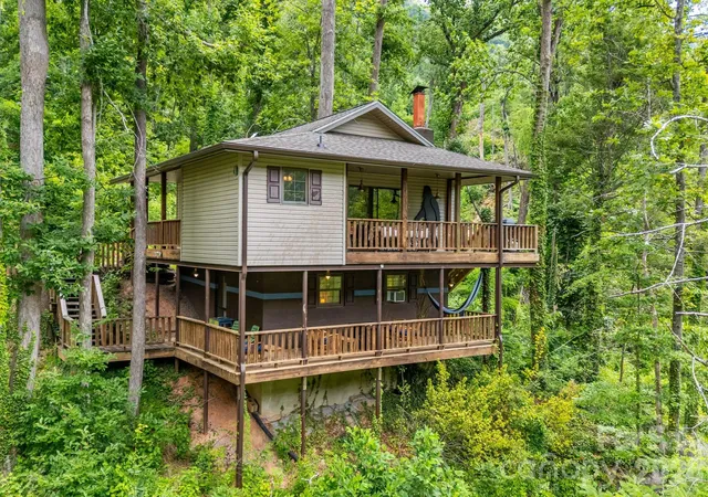 1st image of 950 Main St #5, Chimney Rock, NC 28720 | MLS# 4398579