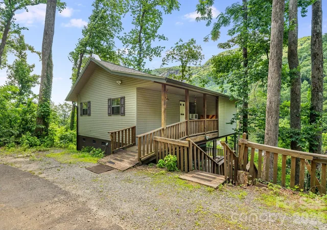 31st image of 950 Main St #5, Chimney Rock, NC 28720 | MLS# 4398579