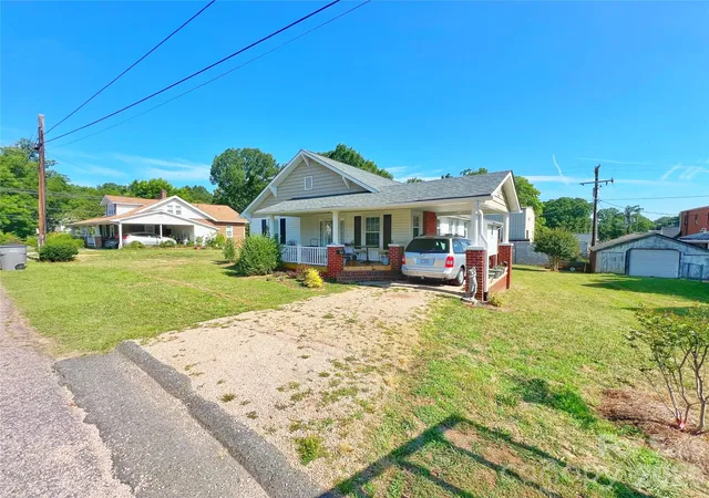 Photo 2 of Single family home for sale at 108 Snipe St, Kannapolis, NC 28081 | MLS# 4398594 | Listing updated on 2026-09-16