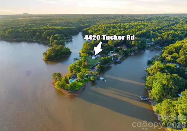 Photo 4 of Single family home for sale at 4420 Tucker Rd, Belmont, NC 28012 | MLS# 4398600 | Listing updated on 2026-10-03