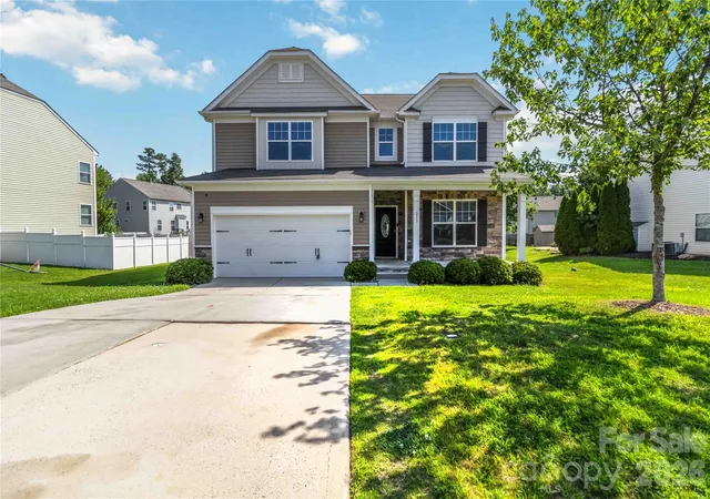 Photo 2 of Single family home for sale at 217 Hydrangea Dr, Clover, SC 29710 | MLS# 4398603 | Listing updated on 2026-09-02