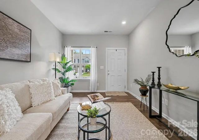 2nd image of 6411 Revolutionary Trl, Charlotte, NC 28217 | MLS# 4398604