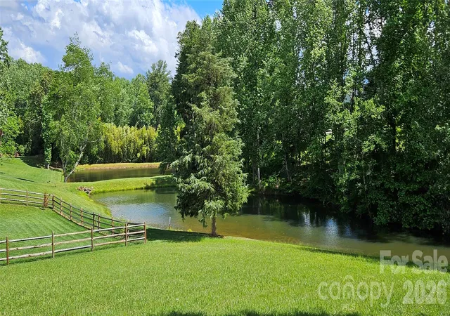 2nd image of 12 Farm Pond Ln, Candler, NC 28715 | MLS# 4398627