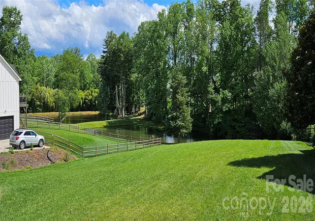3rd image of 12 Farm Pond Ln, Candler, NC 28715 | MLS# 4398627