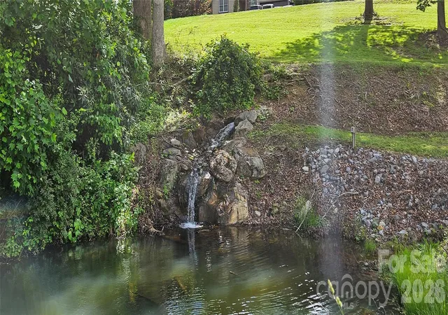 5th image of 12 Farm Pond Ln, Candler, NC 28715 | MLS# 4398627