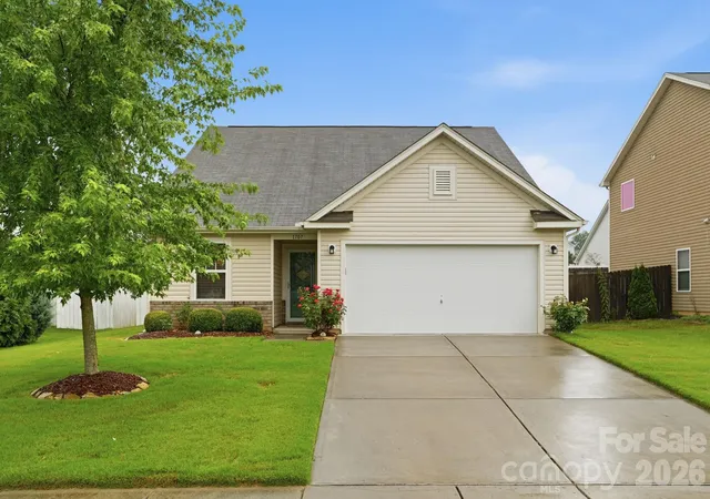 Photo 1 of Single family home for sale at 1707 Sawtooth Ct, Landis, NC 28088 | MLS# 4398631 | Listing updated on 2026-08-14