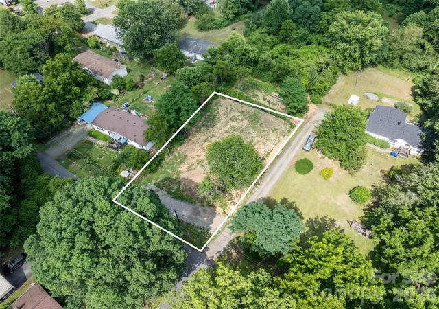 Homes for sale in Black Mountain, NC | 25 John Myra Ave, Black Mountain, NC 28711 | MLS# 4398633