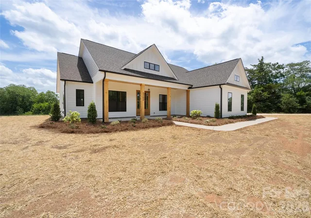 Photo 3 of Sale Pending at 5702 Love Ml Rd, Monroe, NC 28110 | MLS# 4398637 | Listing updated on 2026-08-31
