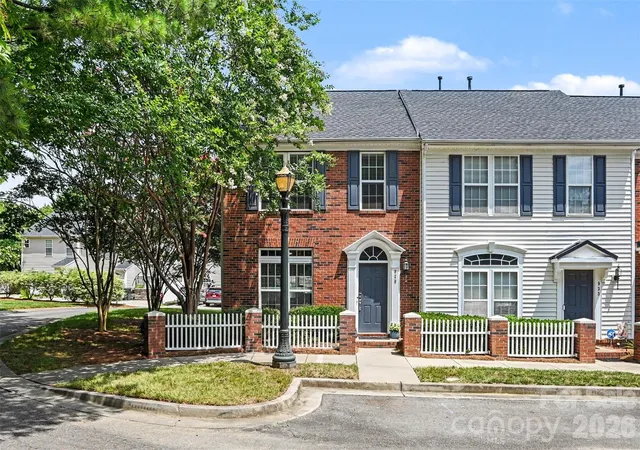 image of 929 Coolsprings Ln, Rock Hill, SC 29730 | MLS# 4398665