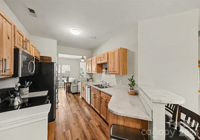 image of 929 Coolsprings Ln, Rock Hill, SC 29730 | MLS# 4398665