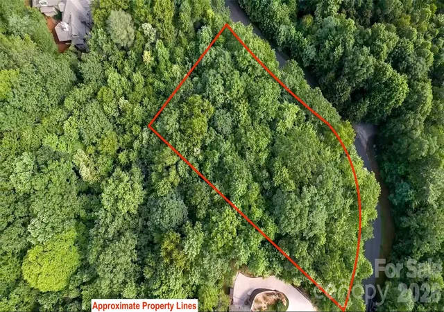 2nd image of 724 Streamside Dr, Arden, NC 28704 | MLS# 4398681