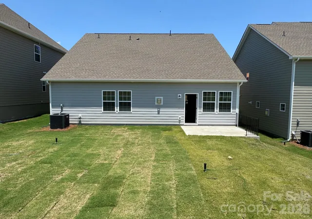 Homes for sale in Belmont, NC | 1302 Swift Ln #100, Belmont, NC 28012 | MLS# 4398702