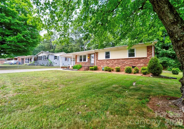 Photo 3 of Single family home for sale at 508 Leander St, Shelby, NC 28152 | MLS# 4398707 | Listing updated on 2026-08-17