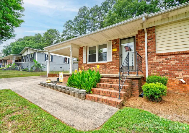 Photo 4 of Single family home for sale at 508 Leander St, Shelby, NC 28152 | MLS# 4398707 | Listing updated on 2026-08-17