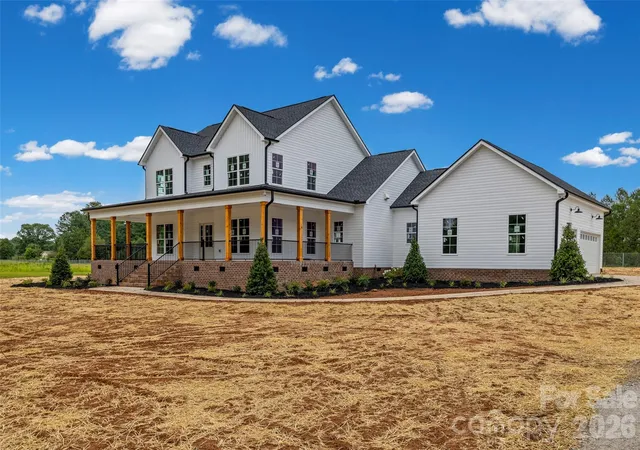 Homes for sale in Fort Lawn, SC | 640 Edwards Rd, Fort Lawn, SC 29714 | MLS# 4398747