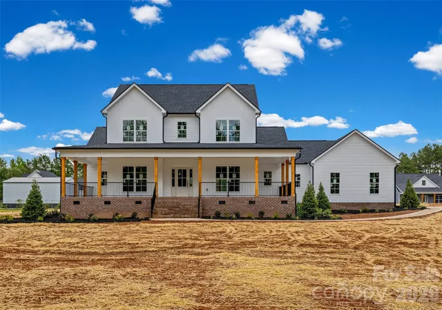 Homes for sale in Fort Lawn, SC | 640 Edwards Rd, Fort Lawn, SC 29714 | MLS# 4398747