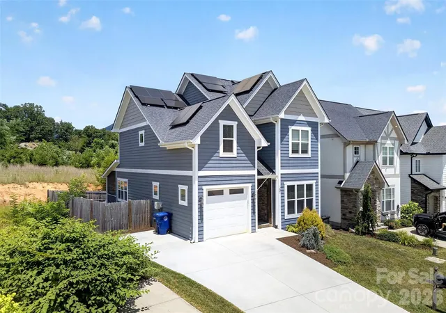 Photo 3 of Single family home for sale at 22 Tudor Way, Black Mountain, NC 28711 | MLS# 4398761 | Listing updated on 2026-09-03