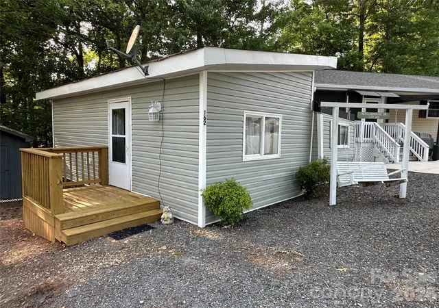 2nd image of 162 Clubhouse Dr, New London, NC 28127 | MLS# 4398768
