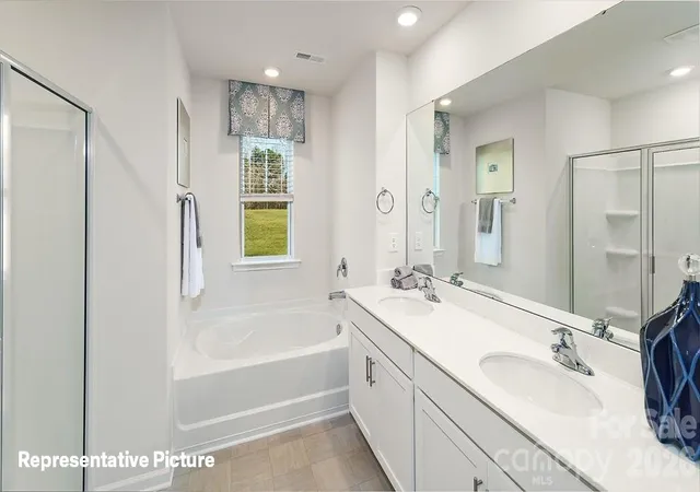 Photo 2 of Single family home for sale at 258 Wellshire St, Mooresville, NC 28115 | MLS# 4398779 | Listing updated on 2026-09-21