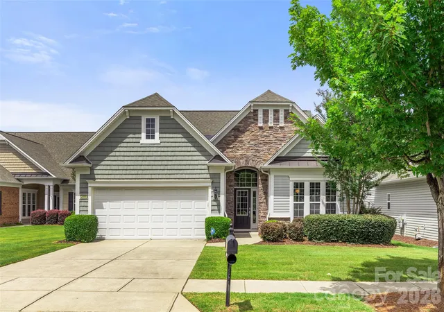 Photo 1 of Single family home for sale at 2096 Kennedy Dr, Fort Mill, SC 29707 | MLS# 4398790 | Listing updated on 2026-08-15