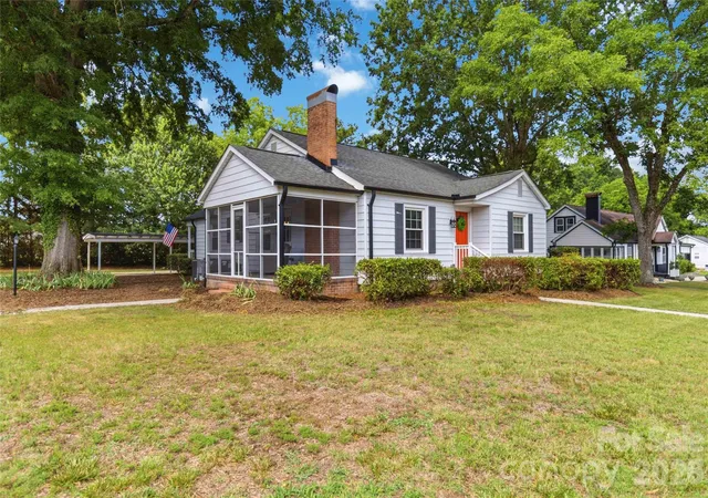 3rd image of 201 W Elm St, Wingate, NC 28174 | MLS# 4398796