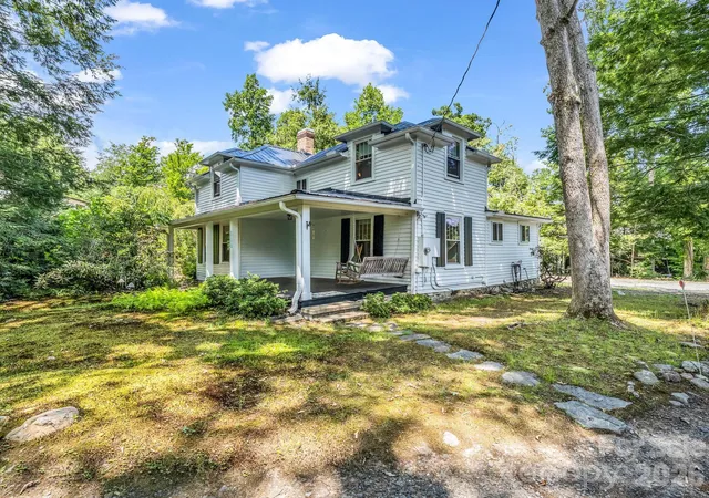 2nd image of 808 Montreat Rd, Black Mountain, NC 28711 | MLS# 4398814