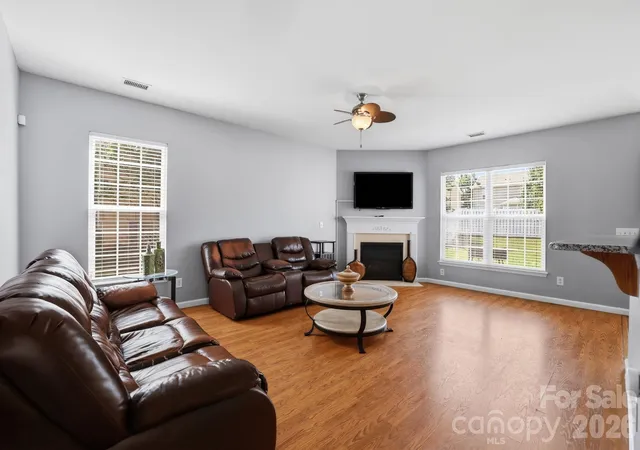 Photo 3 of Single family home for sale at 5214 Coffeeberry Ln, Charlotte, NC 28227 | MLS# 4398838 | Listing updated on 2026-08-31