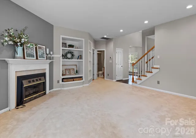Photo 3 of Single family home for sale at 9407 Hillston Ridge Rd, Huntersville, NC 28078 | MLS# 4398846 | Listing updated on 2026-09-28