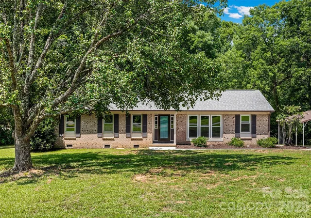 Homes for sale in Rock Hill, SC | 3355 Kingsfield Rd, Rock Hill, SC 29732 | MLS# 4398847