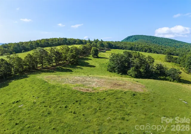 1st image of 0 Summer Rd #3, Hendersonville, NC 28792 | MLS# 4398857