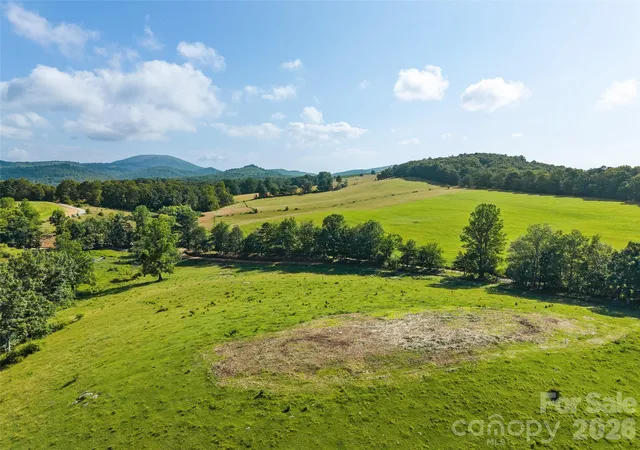 5th image of 0 Summer Rd #3, Hendersonville, NC 28792 | MLS# 4398857