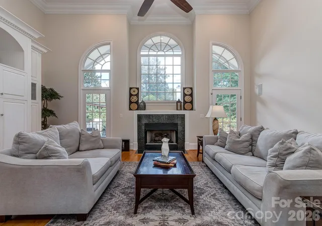 Photo 3 of Single family home for sale at 1733 White Pond Ln, Waxhaw, NC 28173 | MLS# 4398869 | Listing updated on 2026-10-06