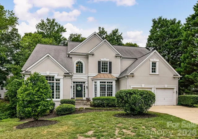 Photo 3 of Single family home for sale at 5707 Durston Ct, Charlotte, NC 28269 | MLS# 4398873 | Listing updated on 2026-08-25