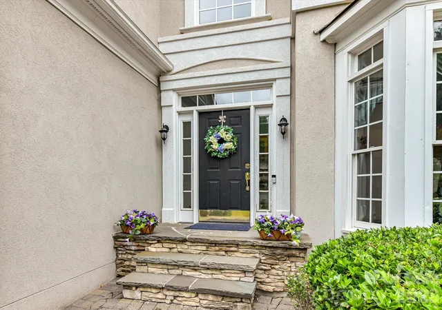 Photo 1 of Single family home for sale at 5707 Durston Ct, Charlotte, NC 28269 | MLS# 4398873 | Listing updated on 2026-08-25