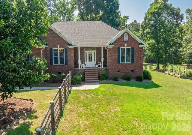 Homes for sale in Salisbury, NC | 625 Jackson Rd, Salisbury, NC 28146 | MLS# 4398885