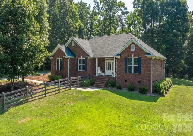 Homes for sale in Salisbury, NC | 625 Jackson Rd, Salisbury, NC 28146 | MLS# 4398885